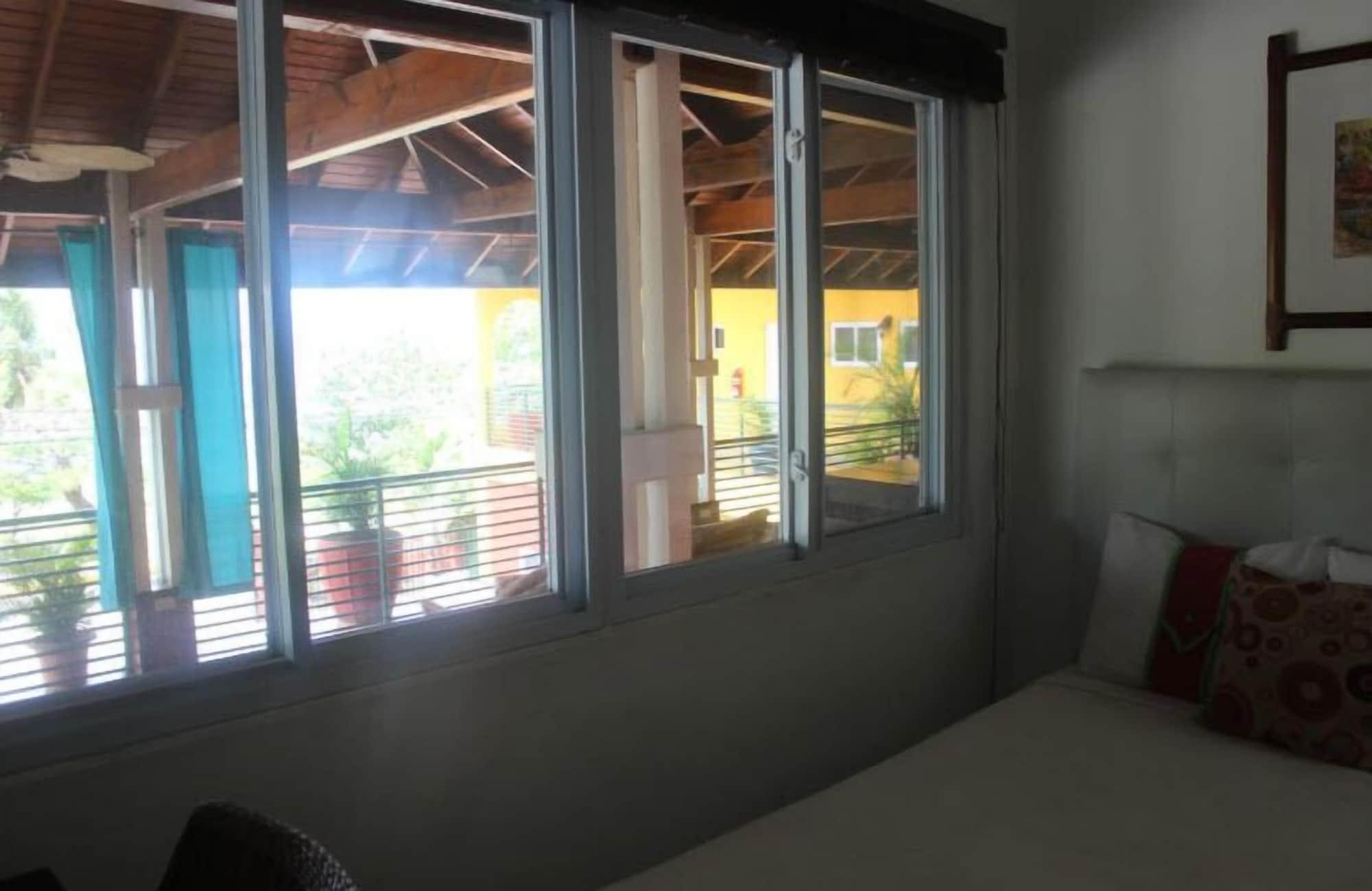 Altamont West Hotel Montego Bay Exteriör bild