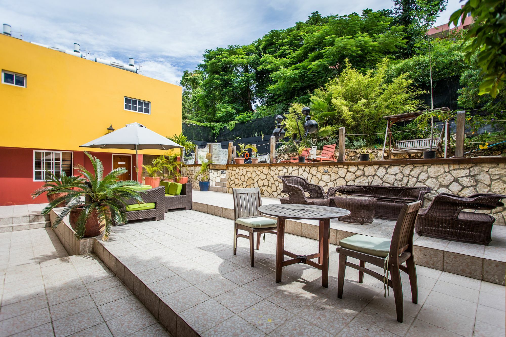 Altamont West Hotel Montego Bay Exteriör bild